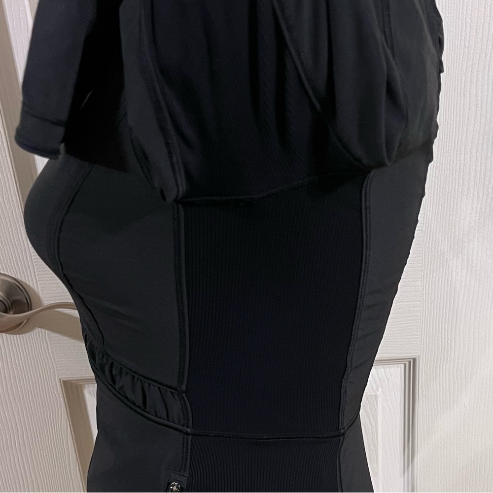 Lululemon Round Trip Jacket - Picture 13 of 16